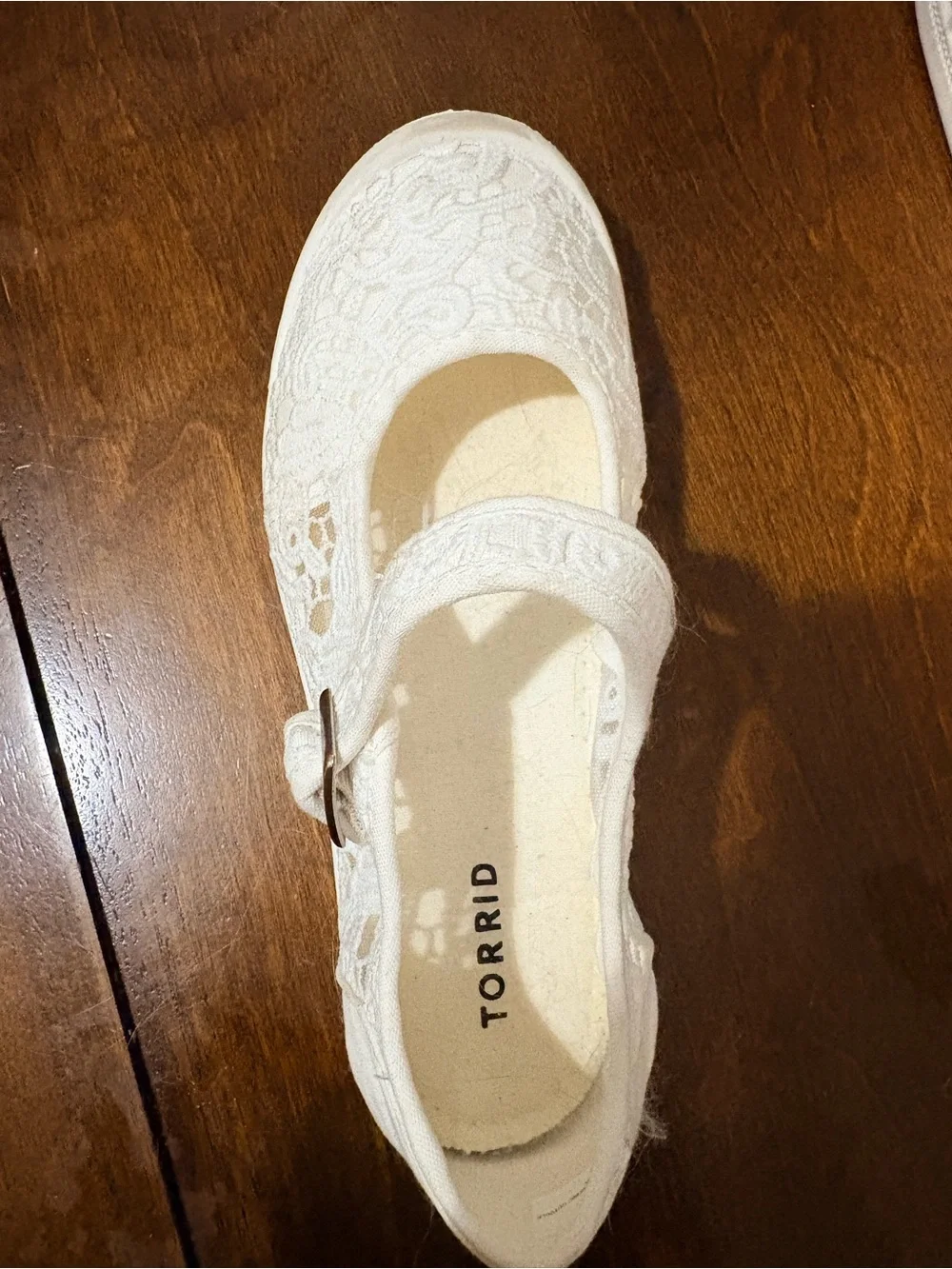 Torrid White Floral Lace Mary Jane Sneaker Flats Size 7W/7WW